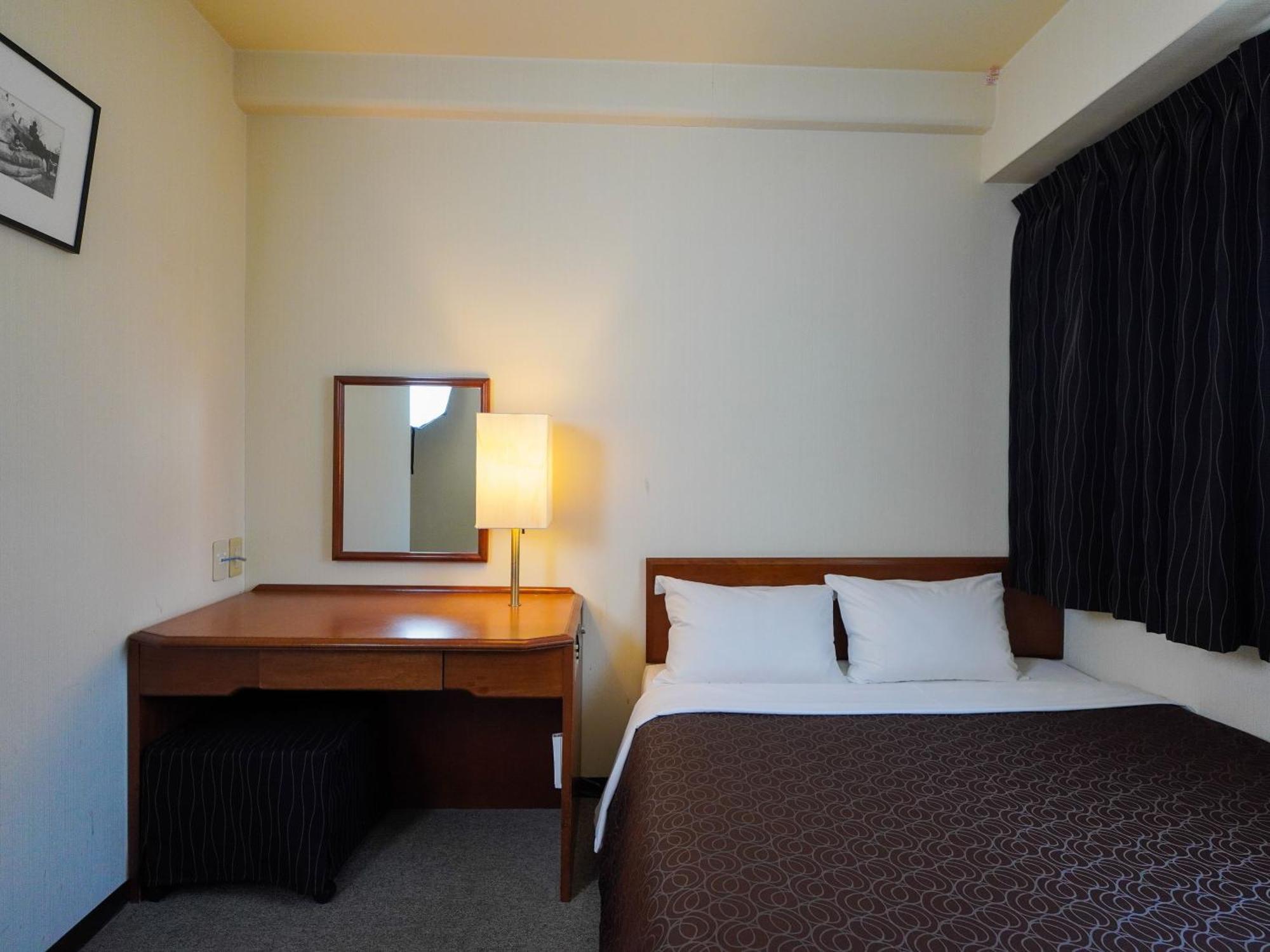 Hotel Plaza Tenjin 3*